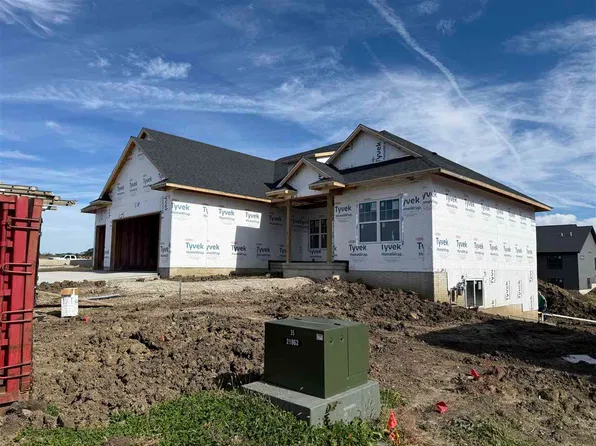 40 S Seven Oaks Rd, Northliberty, IA 52317