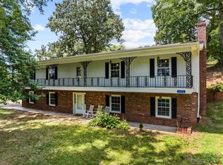 493 Shiloh Church Rd, Hickory, NC 28601