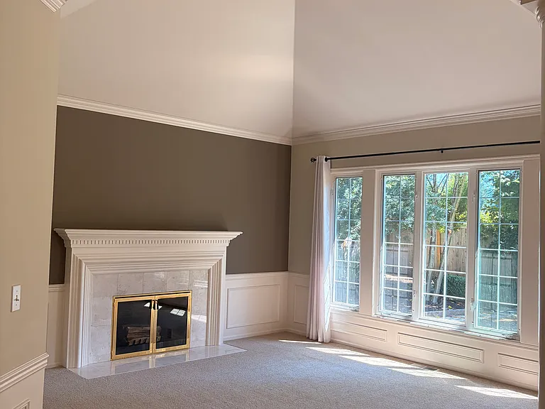 21203 SE 34th St — Photo 5