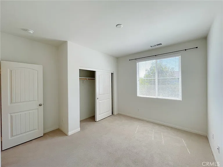 417 W Bagnall St — Photo 29