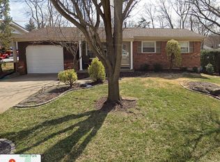44 Evergreen Ct, Ballwin, MO 63021