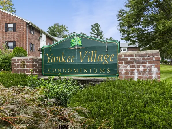 2 Town House Ln APT 6, Acton, MA 01720