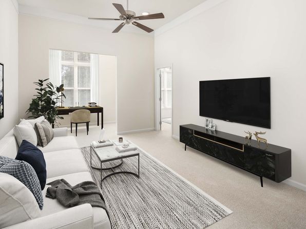 4000 Manor Club Dr APT 210