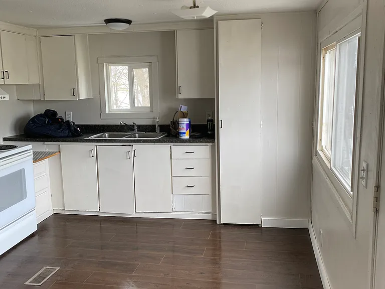 660 N Millborne Rd — Photo 15