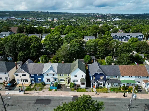 112 MERRYMEETING Road, St. John's, NL A1C2W1