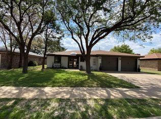 1017 Dogwood Ave, Idalou, TX 79329