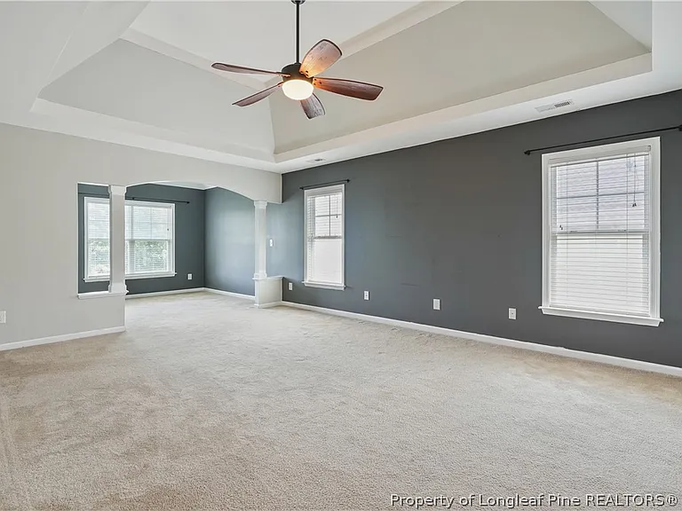415 Highgrove Dr — Photo 23