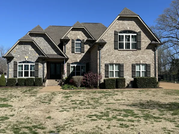 239 Cherokee Dock Rd, Lebanon, TN 37087