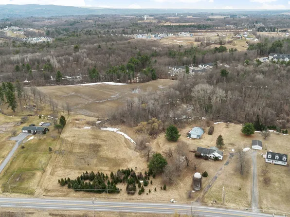 264 Upper Newtown Road, Mechanicville, NY 12118