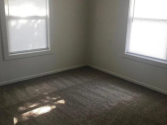 5th image of 707 N En 12th St