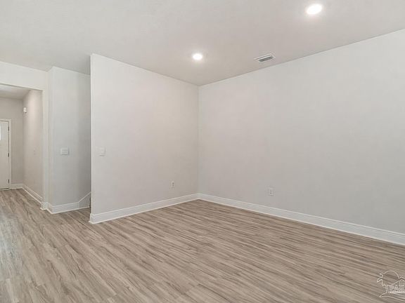 2nd image of 9797 Windyhill Rd