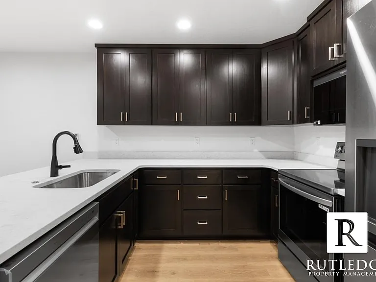 565 G St #1 — Photo 7