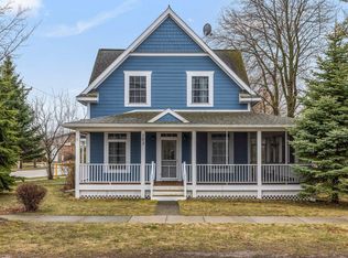 103 Traverse St, Elk Rapids, MI 49629