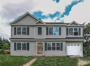 14 Clausen Rd, Edison, NJ 08817