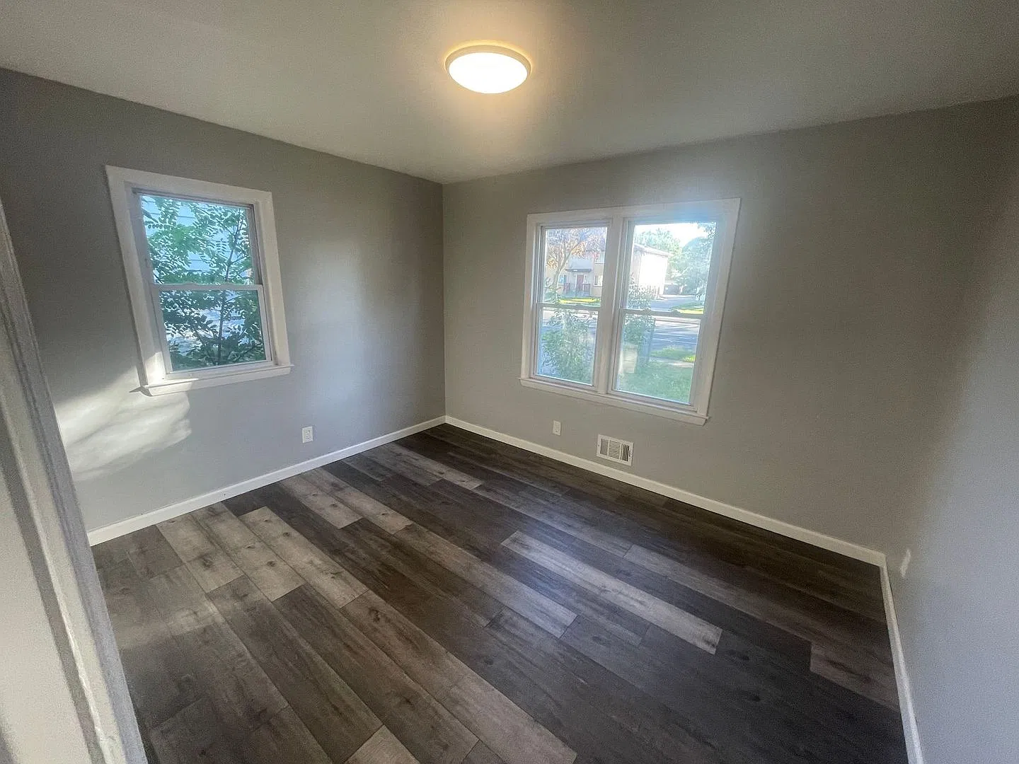 4939-4941 N 51st Blvd. (Duplex) — Photo 4