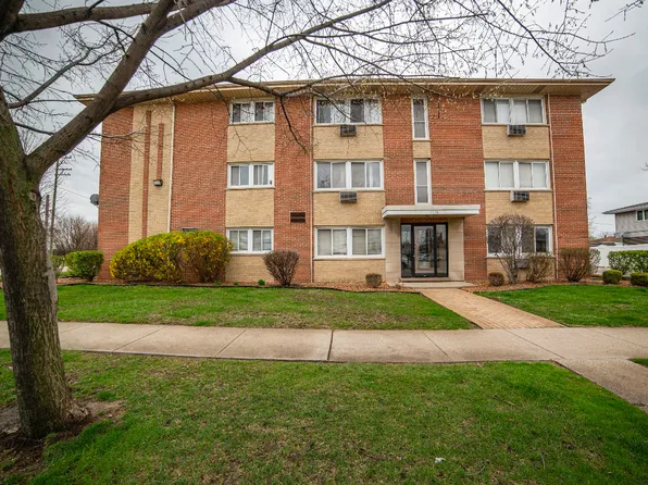 11036 S Kenneth Ave APT 1, Oak Lawn, IL 60453