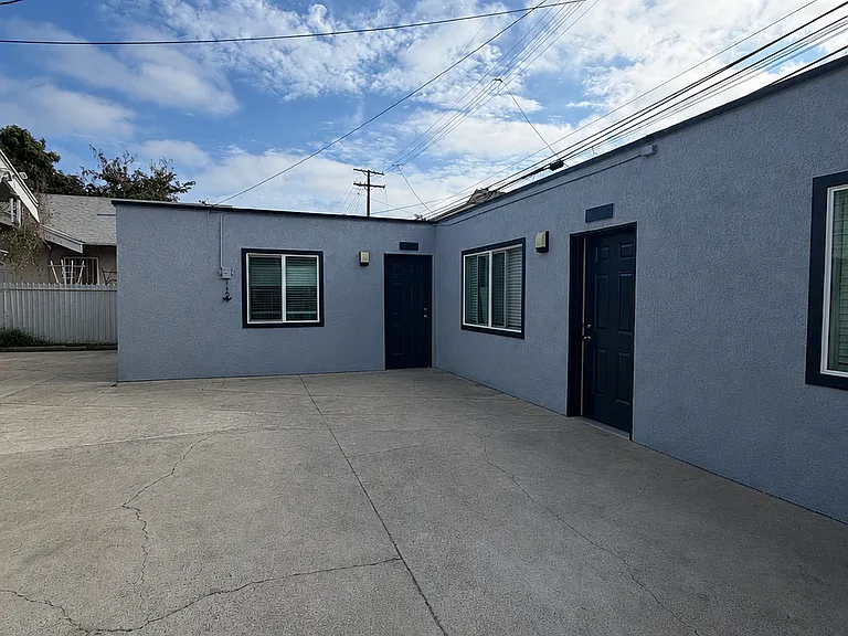 728 Lime Ave #B4 — Photo 5