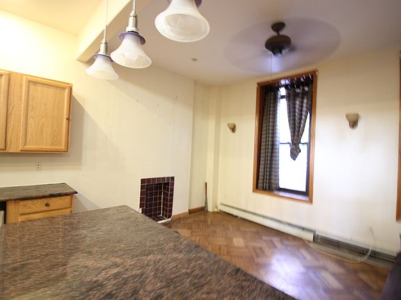 2nd image of 645 Putnam Ave APT 1