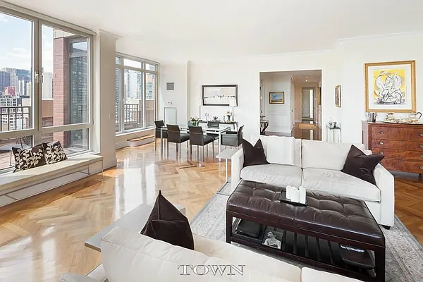 Rented by Town Residential | media 13