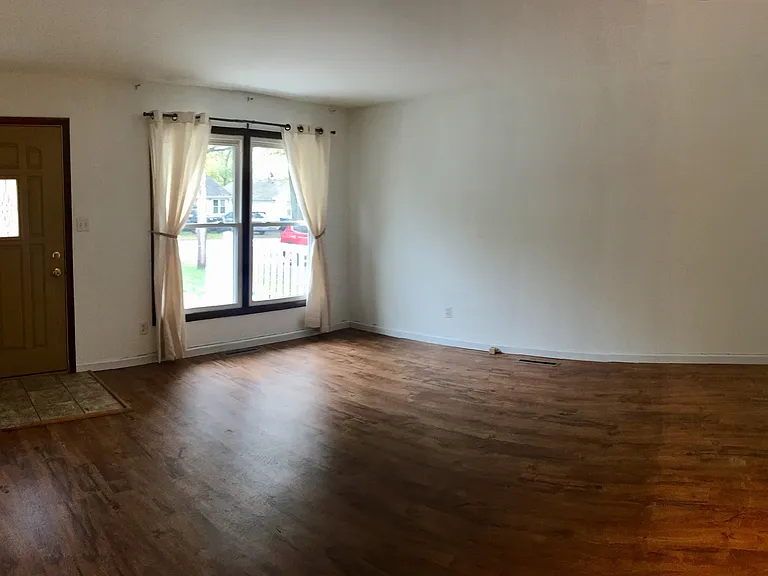 812 S 14th St #1 — Photo 2