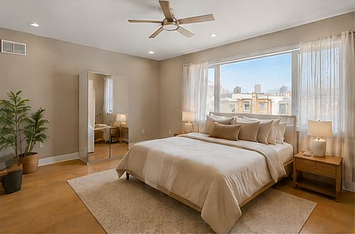 2nd image of 806 Montrose St