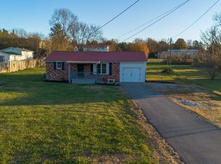 2687 W Old Aj Hwy, Strawberry Plains, TN 37871