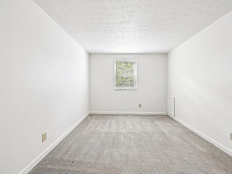 LongView Apartments — Photo 102