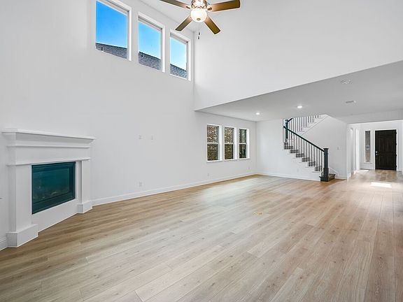 7th image of this home