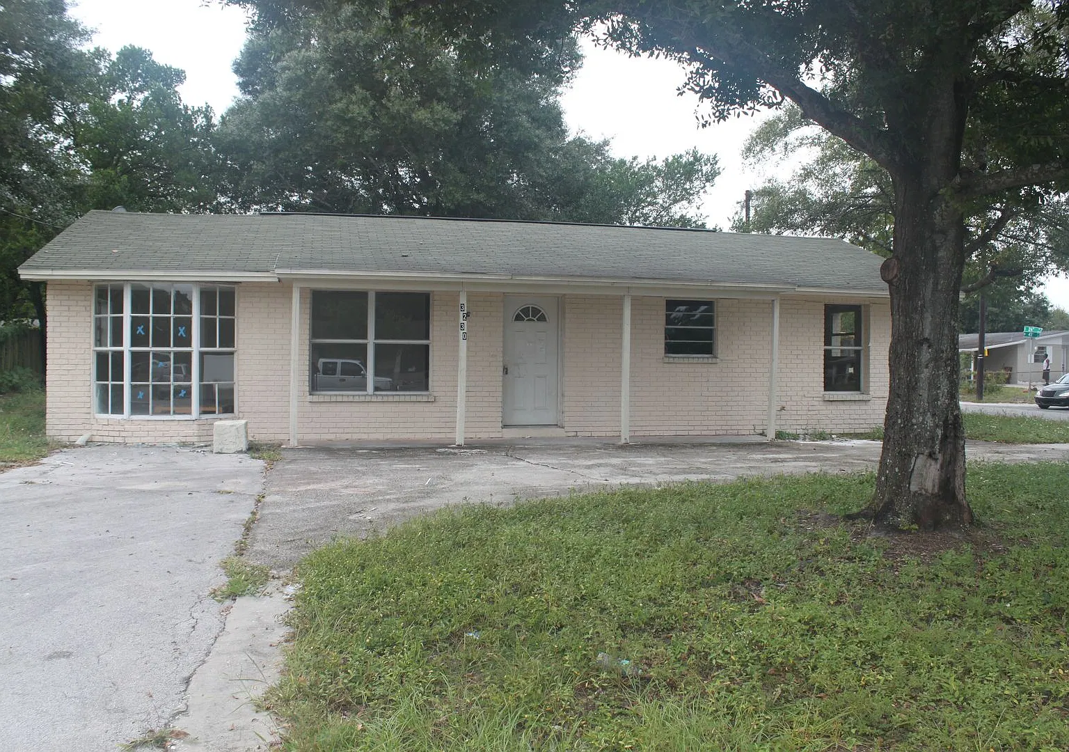 3 Bed Home for Rent! — Photo 1