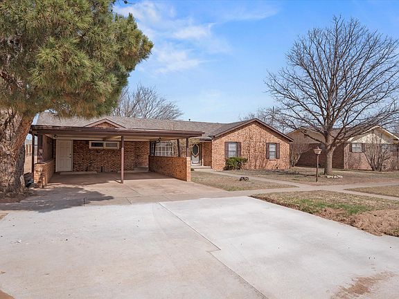 2nd image of 908 W Main St