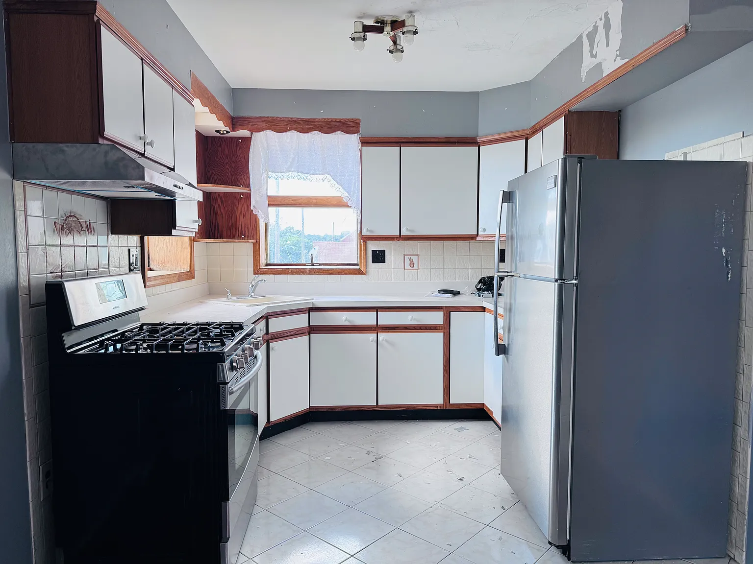 2 bed, 2997 sqft, $2,997 — Photo 1