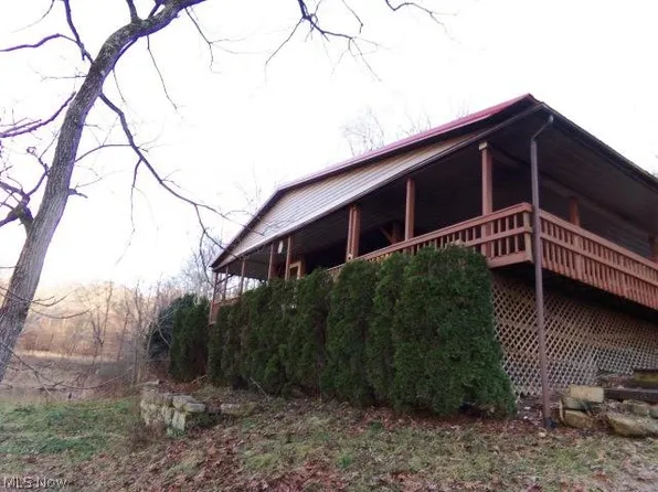 4538 Post Boy Rd, Newcomerstown, OH 43832