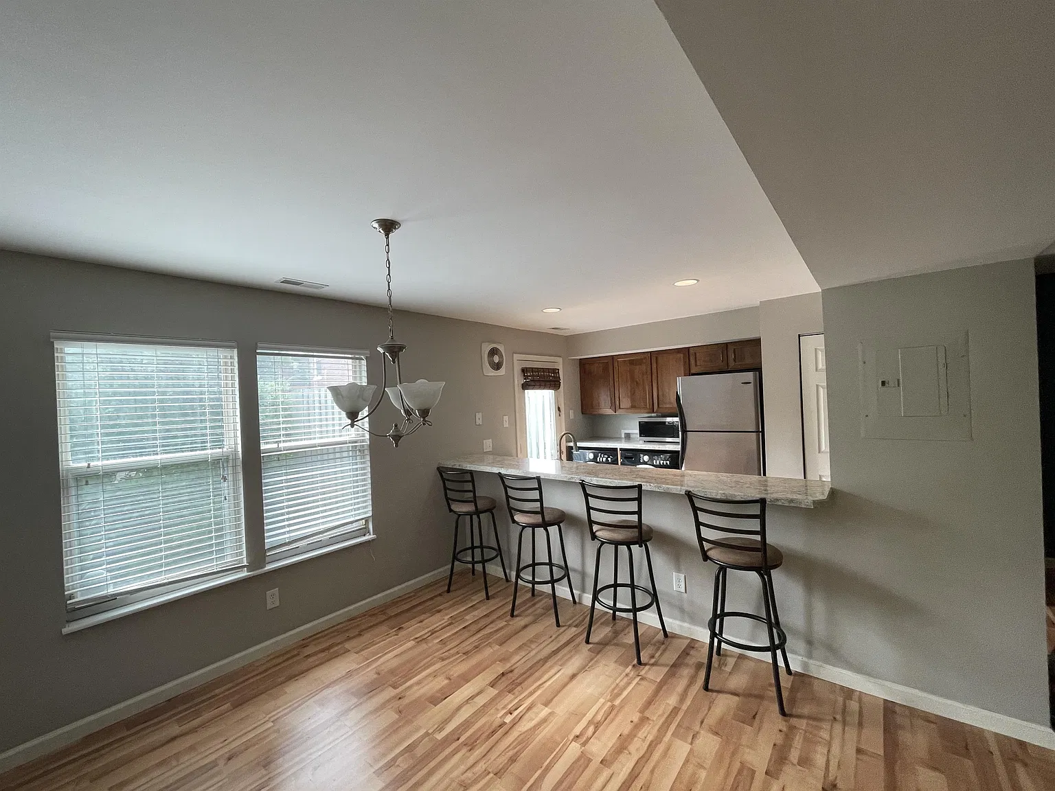 DF - Laclede Avenue, Unit F 4367 - 1 — Photo 4
