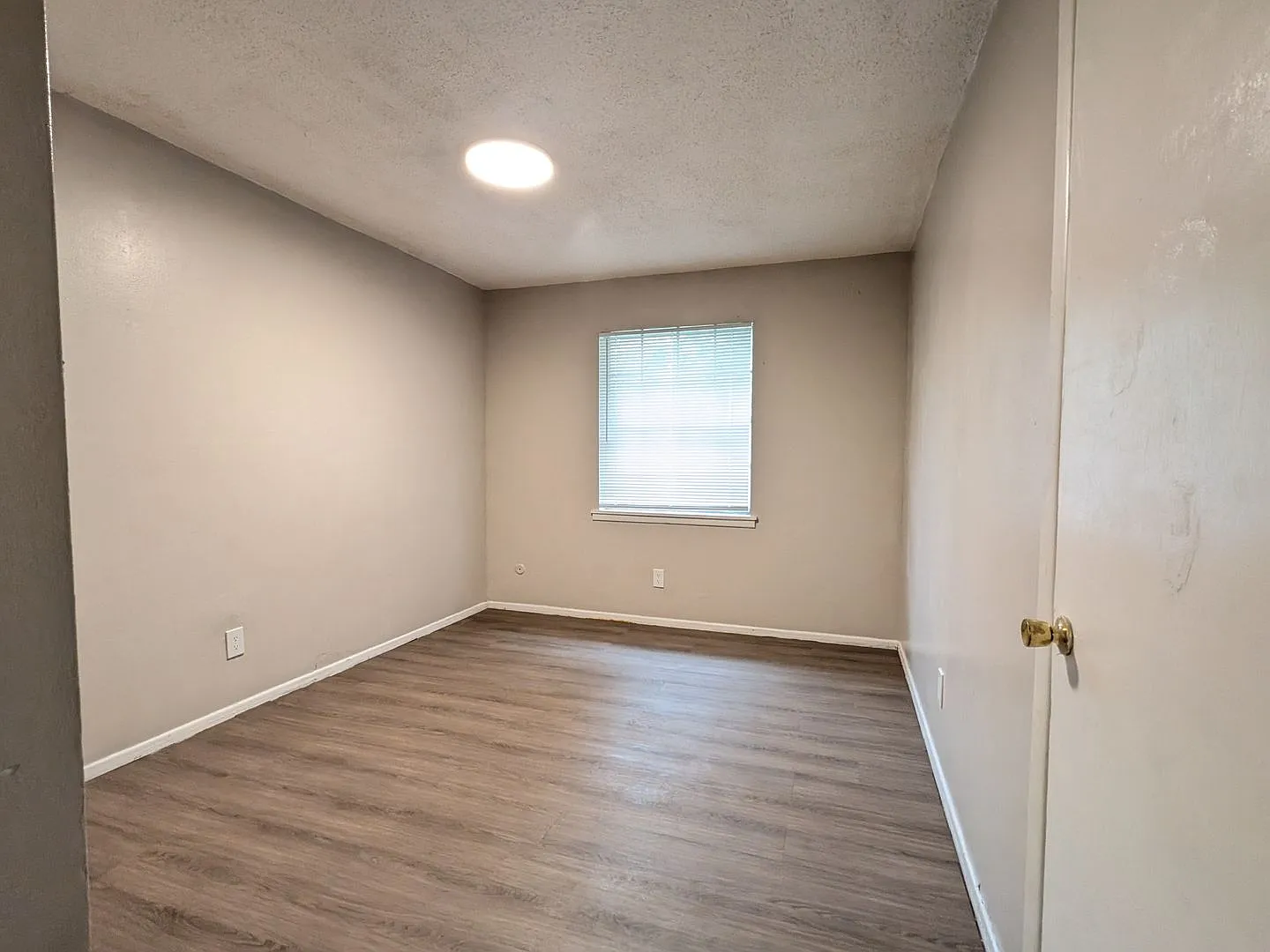 Updated home in Nash — Photo 2