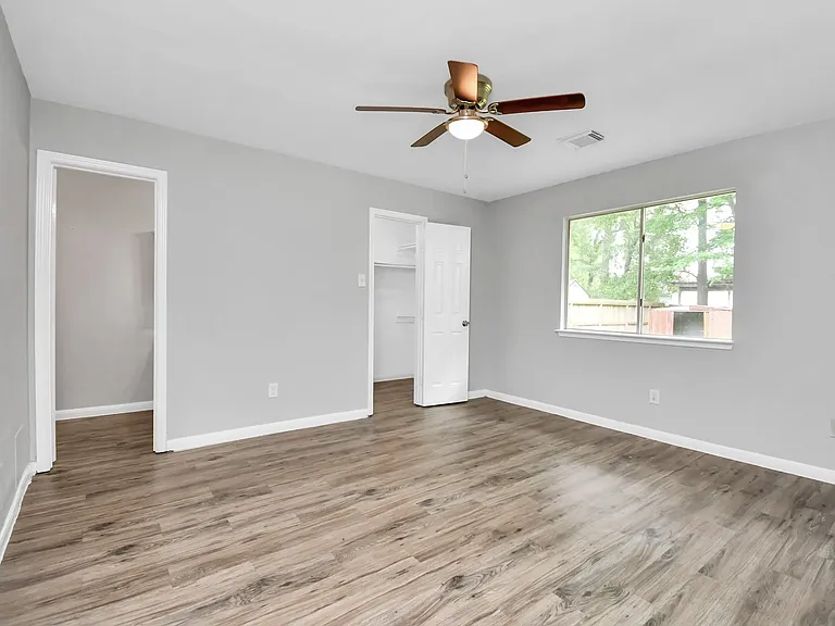 8106 Claiborne St — Photo 17