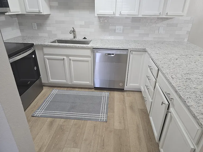 13085 W Cedar Dr — Photo 7