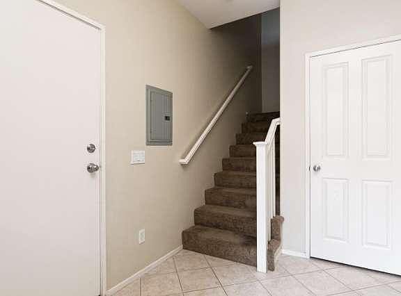 2nd image of 2353 N Ventura Ave