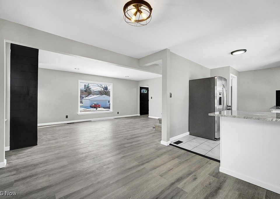 4754 Lawrence Ave, Garfield Heights, OH 44125 | Zillow