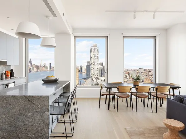 8 S 4th St Unit 34D, Brooklyn, NY 11249