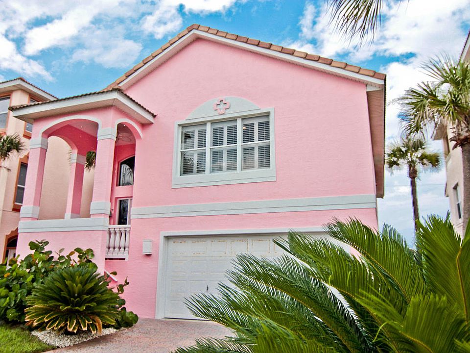 1st image of 176 Coquina Key Dr