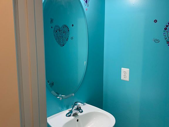 Basement half bathroom