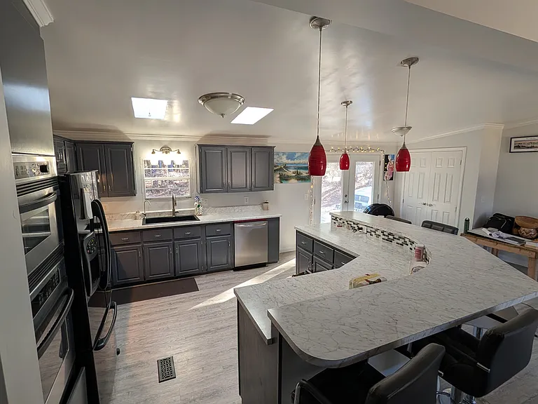 Elevation Rd — Photo 5