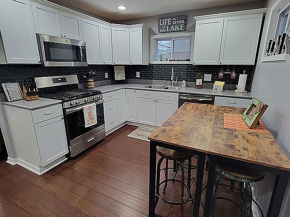 5th image of this home