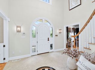 99 Carriage Lane, Roxbury, CT 06783