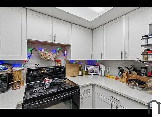 9917 Lake Dr — Photo 11