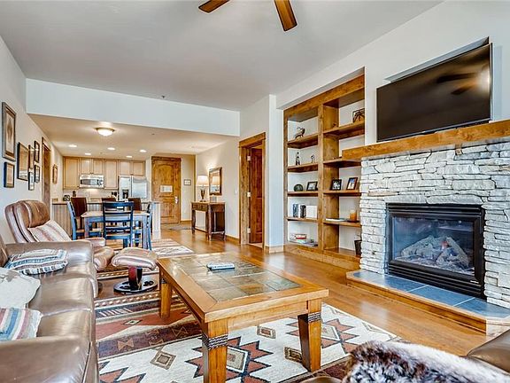 3rd image of 42 Snowflake Dr #305