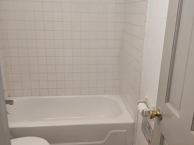 410 W McPherson St #4 — Photo 11