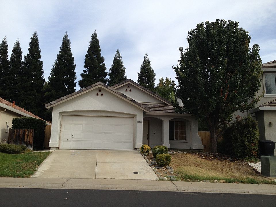 1st image of 1972 Lindsay Dr