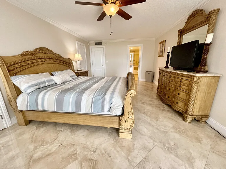 1370 S Ocean Blvd #603 — Photo 11