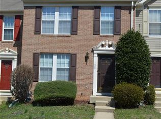122 Foxchase Dr, Glen Burnie, MD 21061